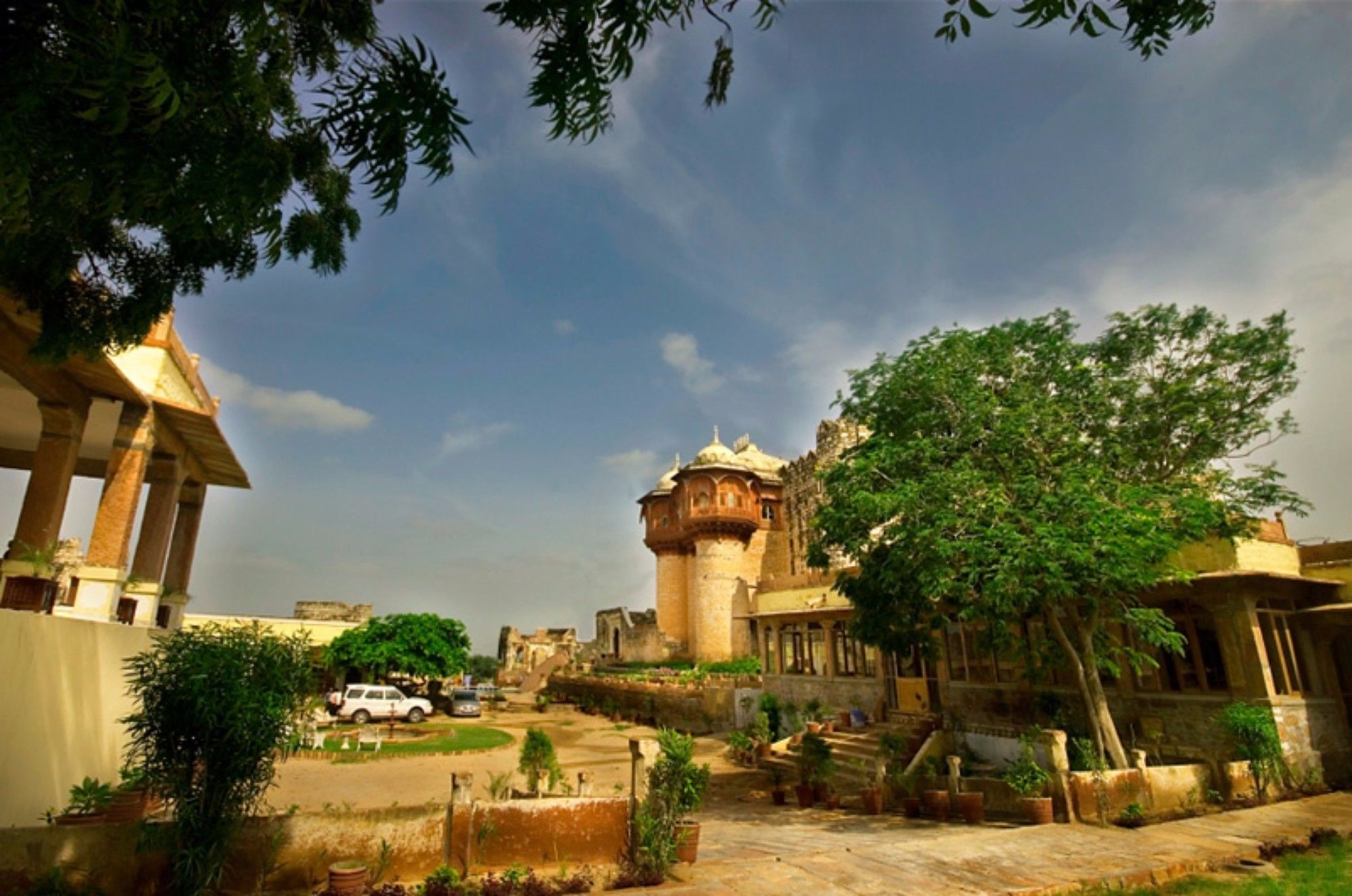Atulya Fort Khejarla Exterior foto
